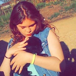 Meet your Posher, Avril